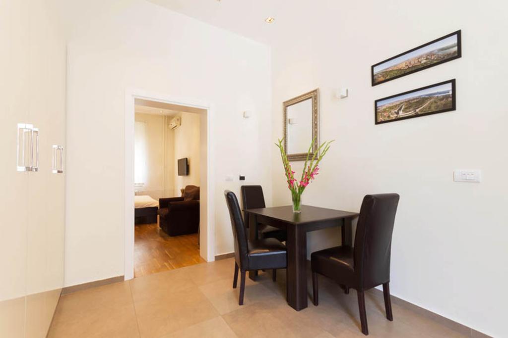 City Break Apartments Chic And Luxury Beograd Eksteriør billede